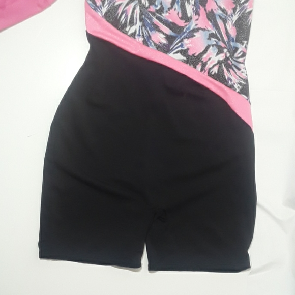 Danskin Freestyle 2 pc Dance Short Set - Picture 3 of 7